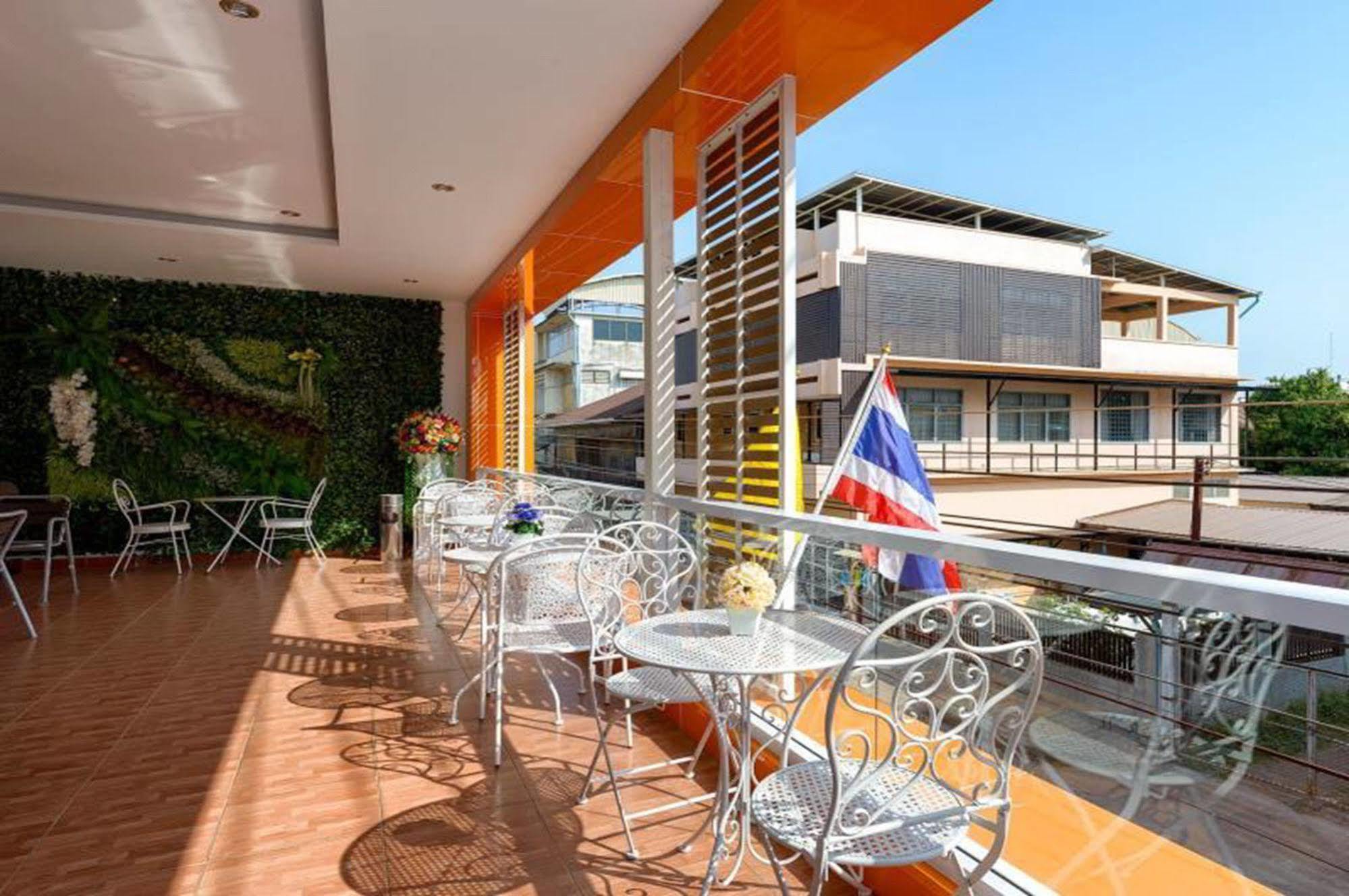 Klang Muang @ Nongkhai Hotel Nong Khai Exterior photo